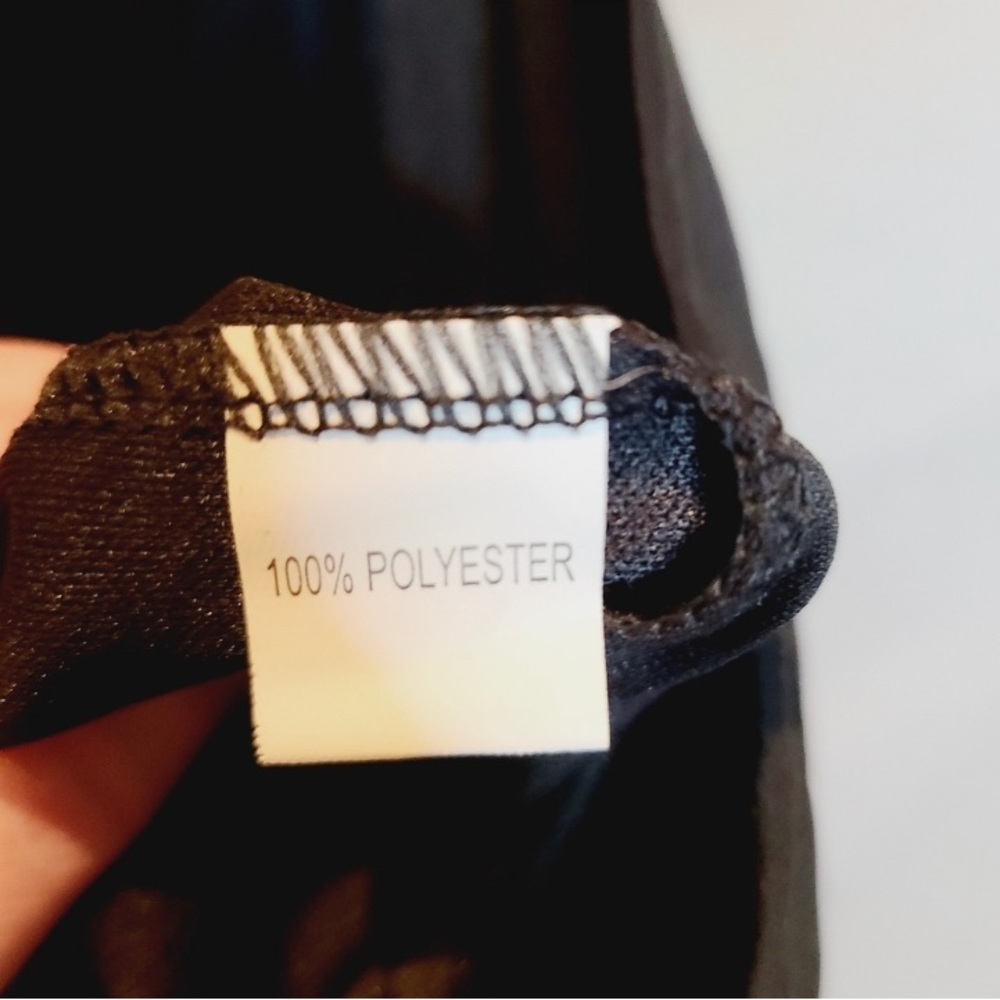 NWT Reverse Ruffle Romper - Picture 4 of 5